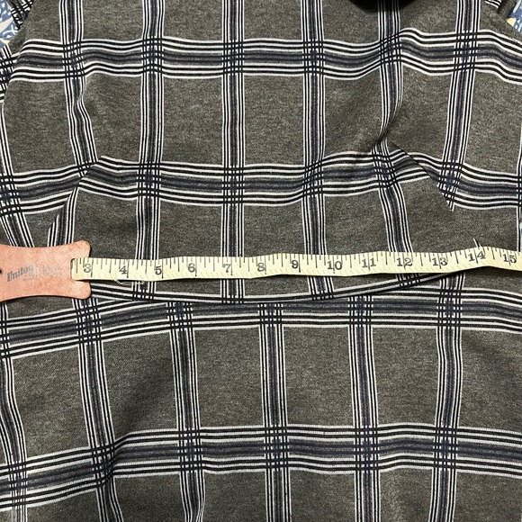 New York & Company Gray Plaid Top Size S - Picture 6 of 7